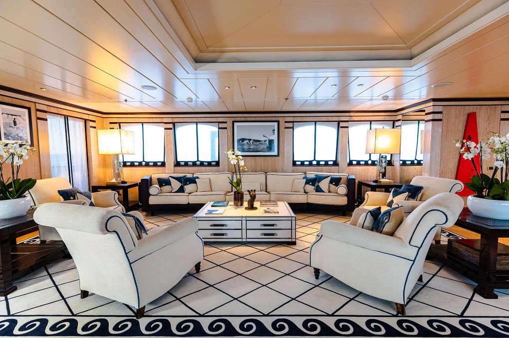 Force-Blue-Royal-Denship-70 metre Interior Lounge