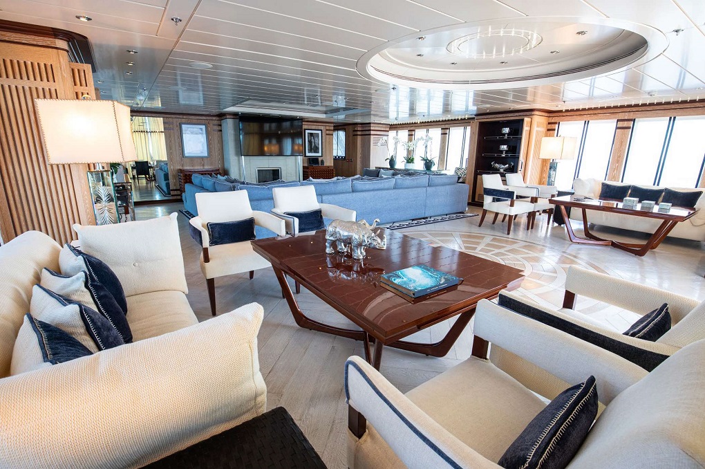 Force-Blue-Royal-Denship-70 metre Interior Lounge