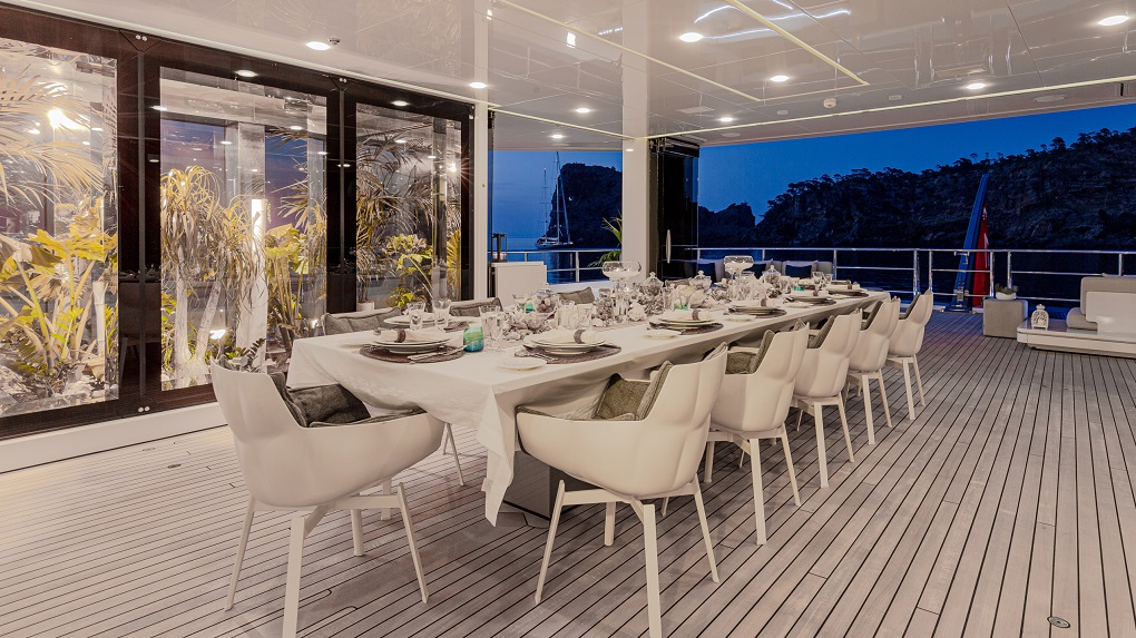 Stella-Maris-72-metre Viareggio Super Yachts Exterior dining