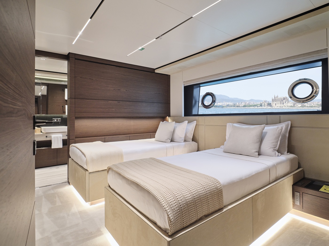 HORIZON m Navetta Custom Line for sale ()