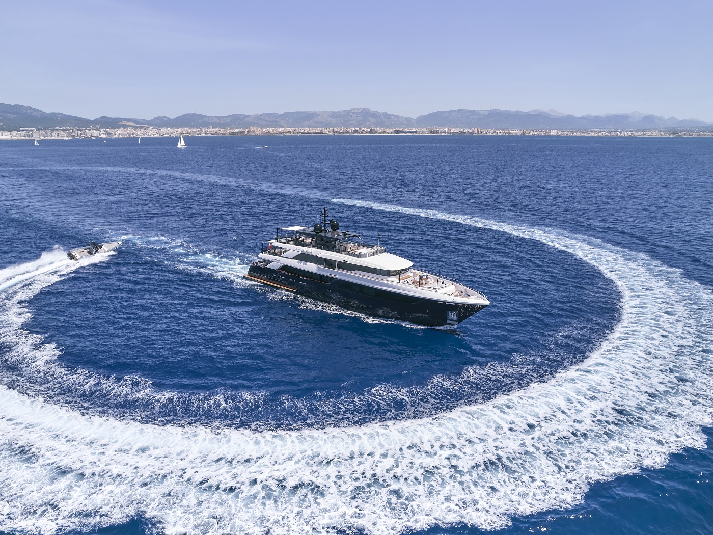 42m Navetta for sale: M/Y HORIZON joins Yachtzoo’s Sales Fleet