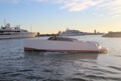 mazu yacht 42