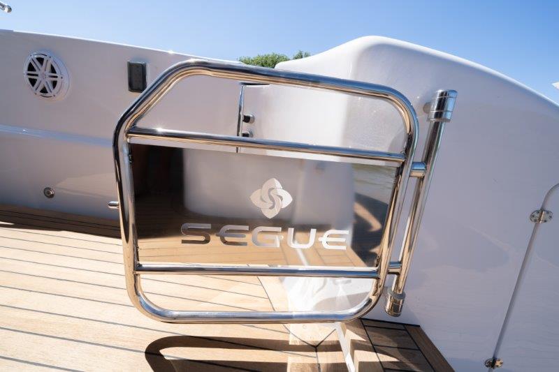 Segue flybridge for sale ()