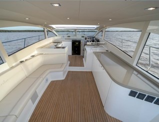Segue flybridge yacht for sale ()
