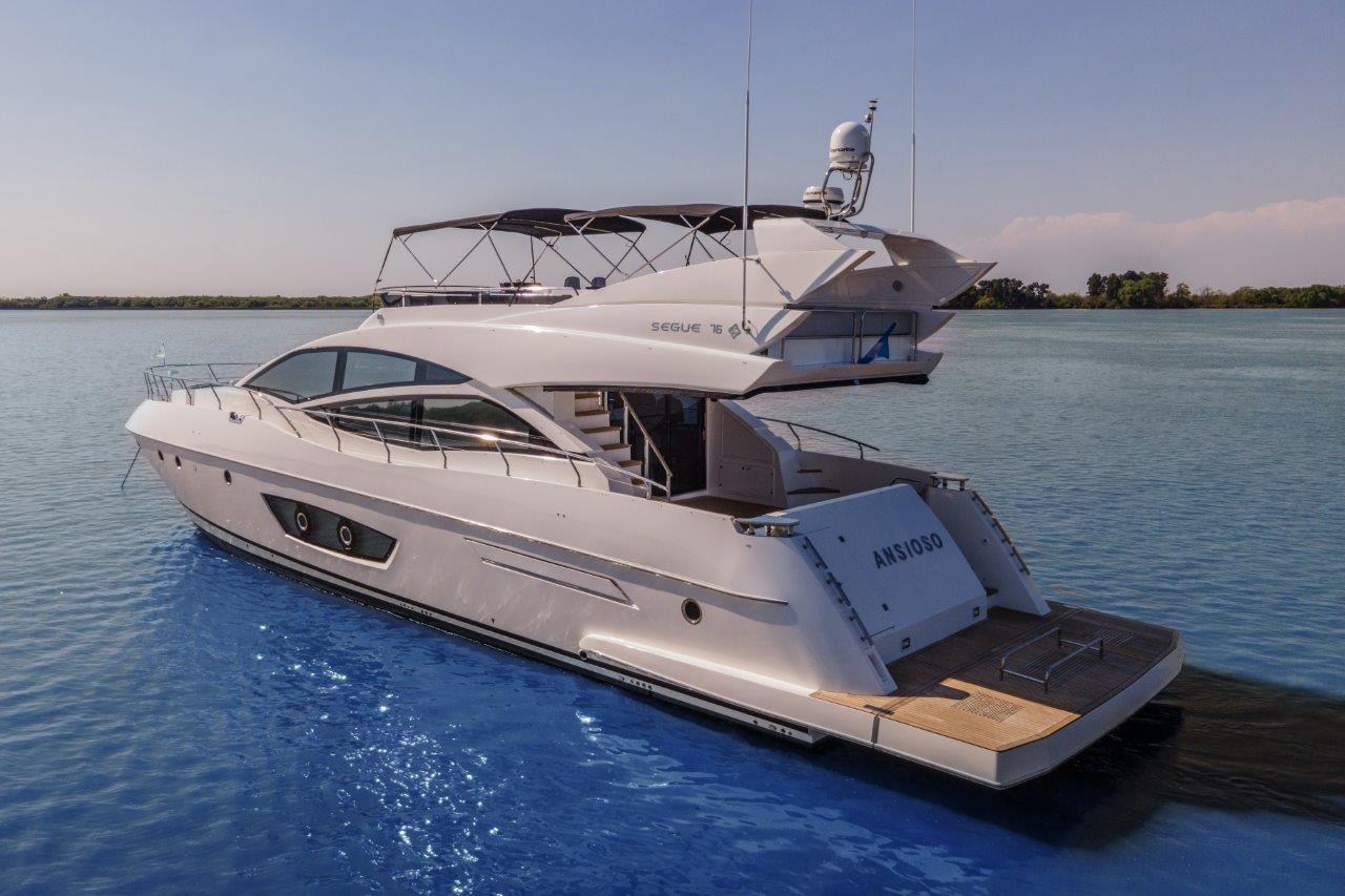 Segue flybridge yacht for sale ()