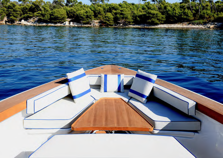 Swan Shadow Yacht for Sale ()