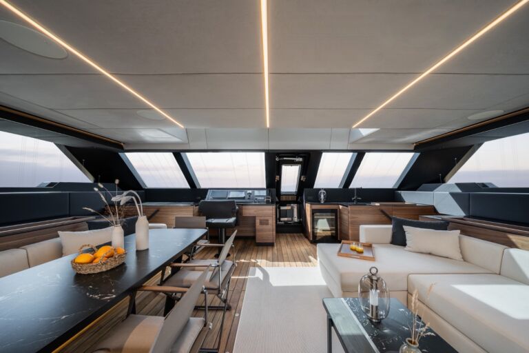 Sunreef Power ECO DOUBLE HAPPINESS