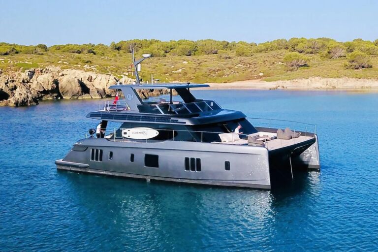 Sunreef Power ECO DOUBLE HAPPINESS esm