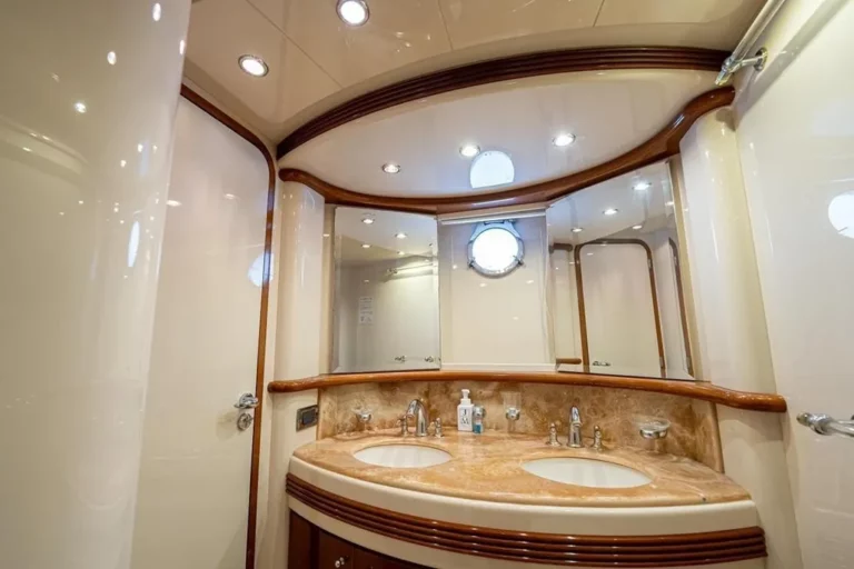 azimut carat power
