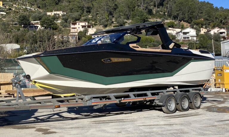 FAST BOAT V ()