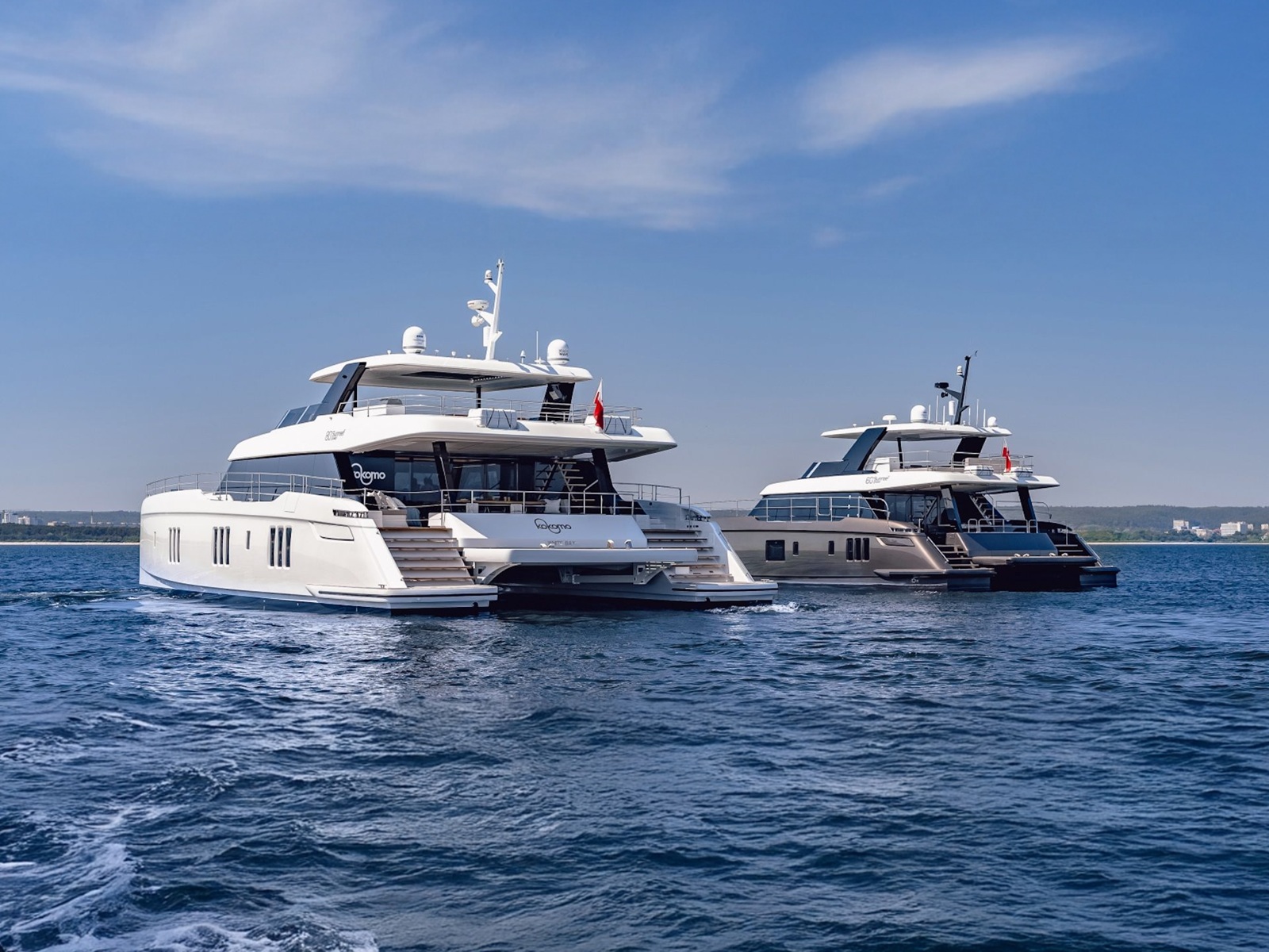 abe Sunreef Cats fire sm