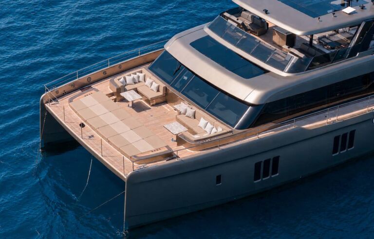 VOLTAIRE Sunreef Catamaran ()