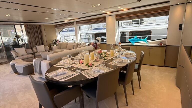 ADROMELIA m Princess Yacht for sale ()