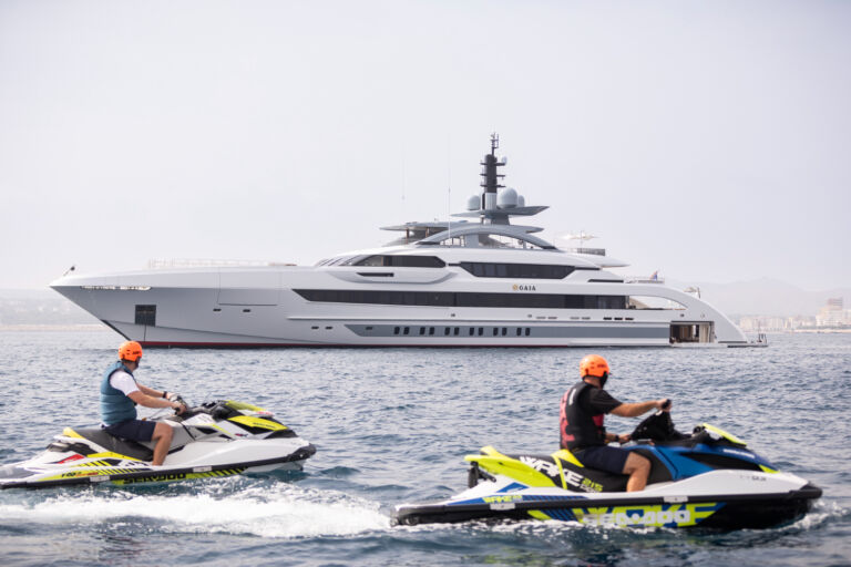 Charter Yacht GAJA Hessen ()