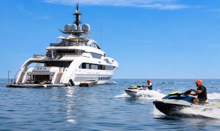 GAJA-yacht-charter-heesen
