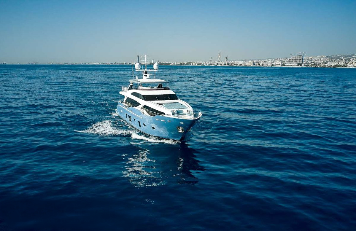 Adromelia yacht