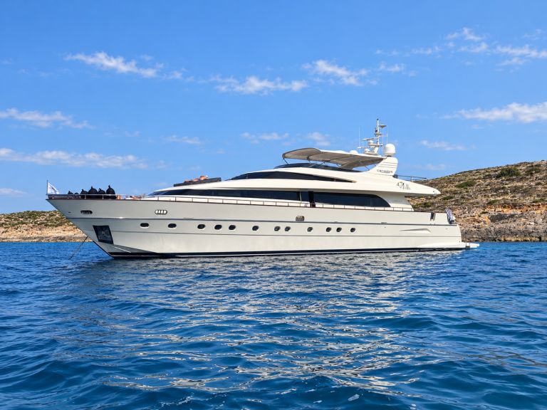 LAYAZULA exterior profile