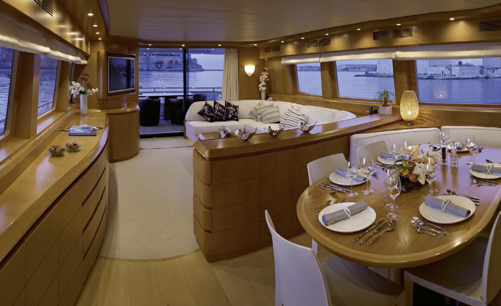 M/Y MEME yacht for charter lounge area