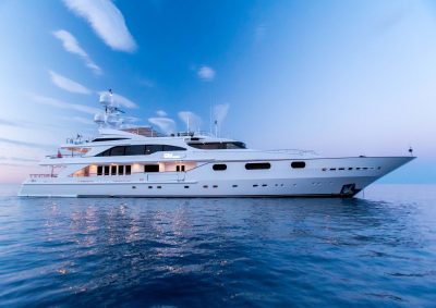 M/Y AIR yacht for charter