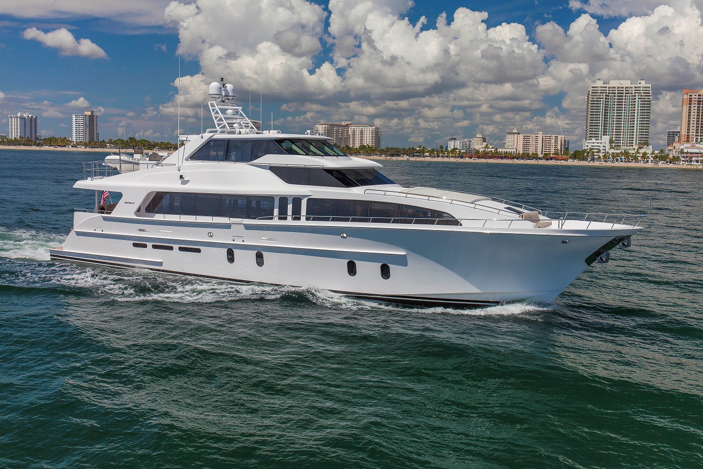 M/Y SEA RETREAT joins our sales fleet!